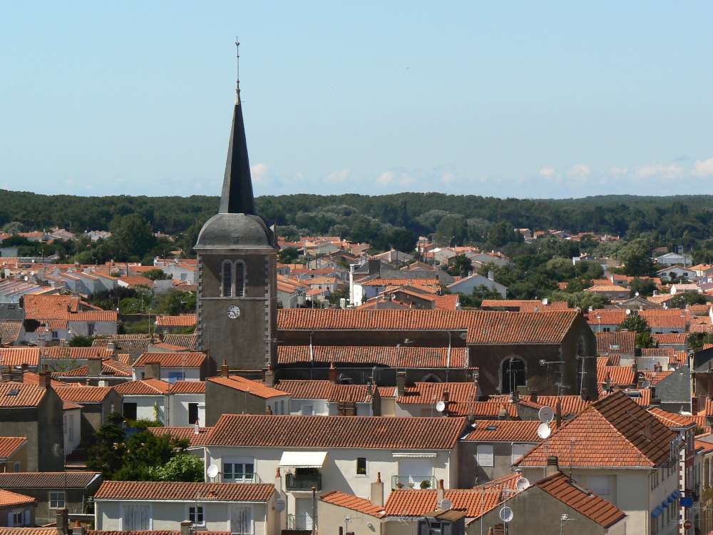 Vue des toits de la Chaume