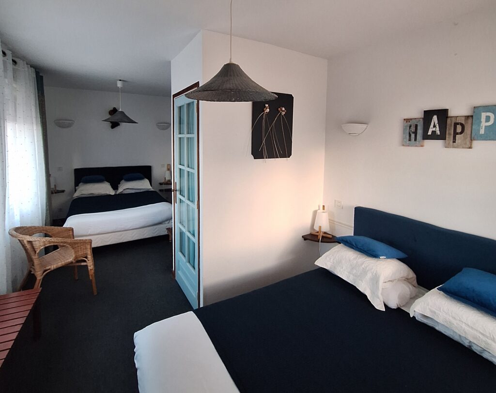Chambre familiale +
2 lits de 140 X 190